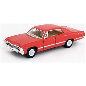Kinsmart 1967 Chevrolet Impala 1:34 Diecast Model Araba