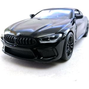 Kinsmart Bmw M8 Diecast Çek Bırak Model Araba 1:34 Ölçek
